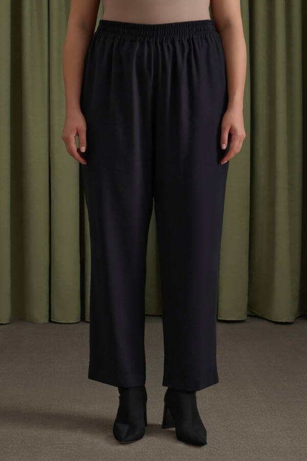 Siyah Beli Lastikli Pantolon - Aker